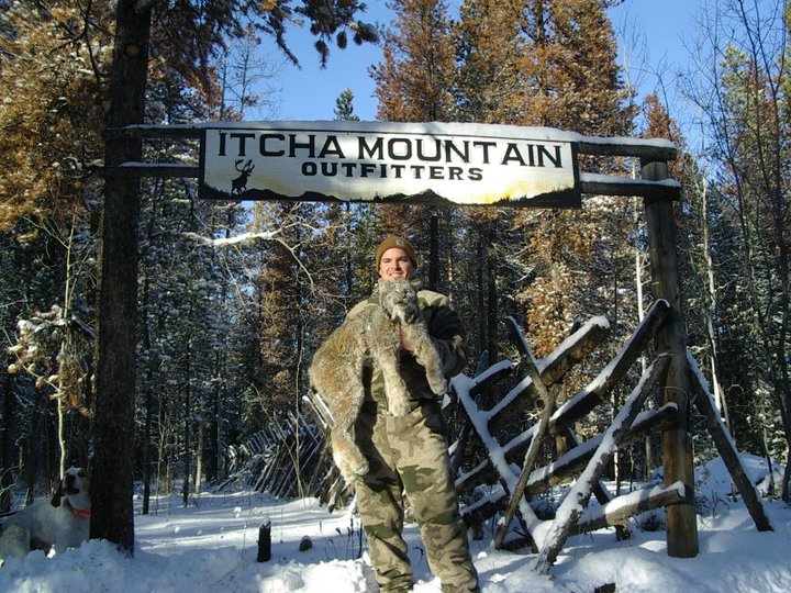 Itcha Mtn Outfitters lynx Hunt British Cloumbia5