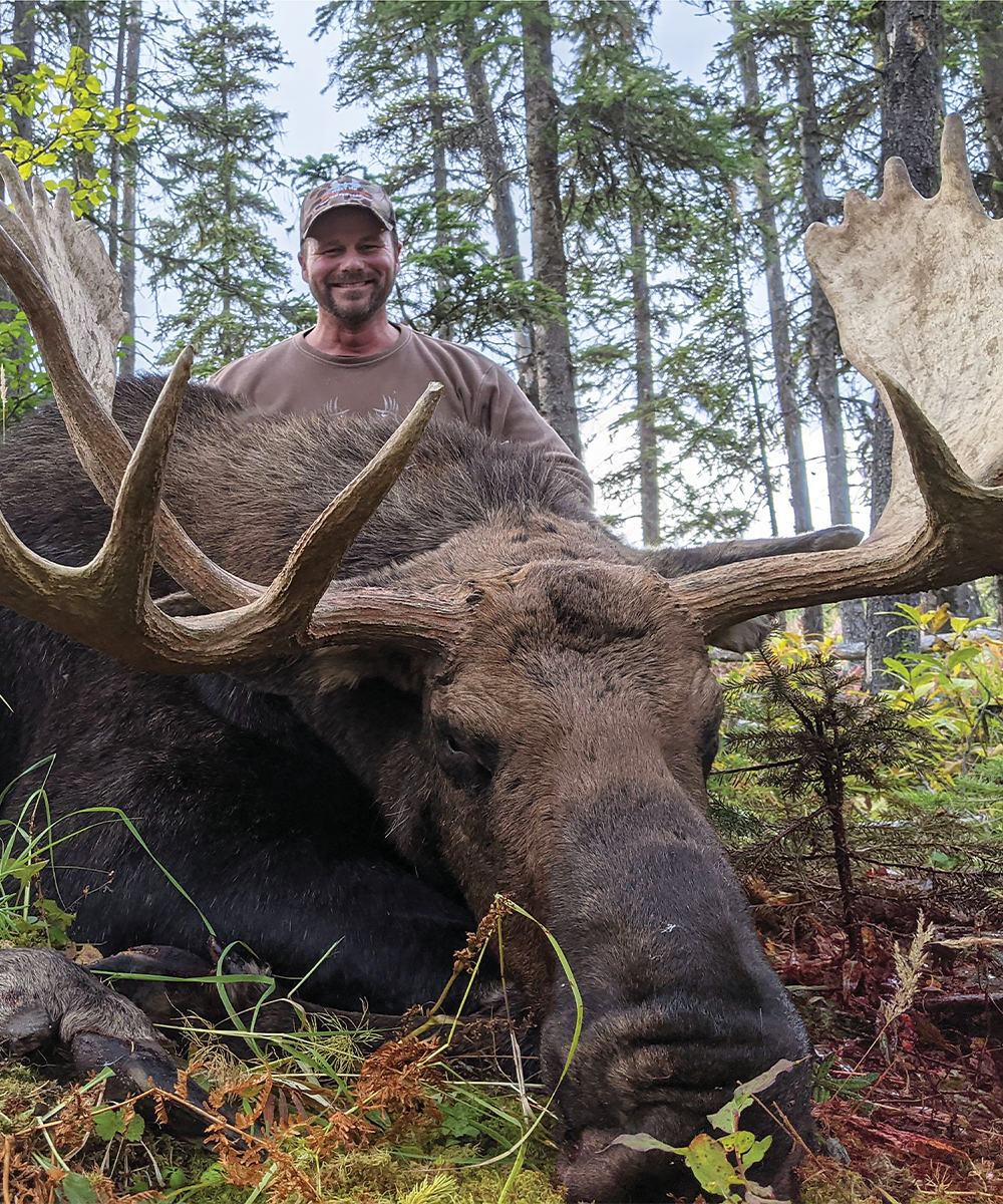 moose-Itcha-mtn-outfitters-british-columbia-hunting